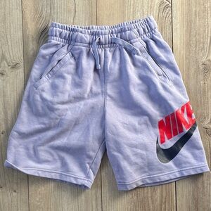 Nike Light Purple Boys Sweat Shorts Size Large Never Worn